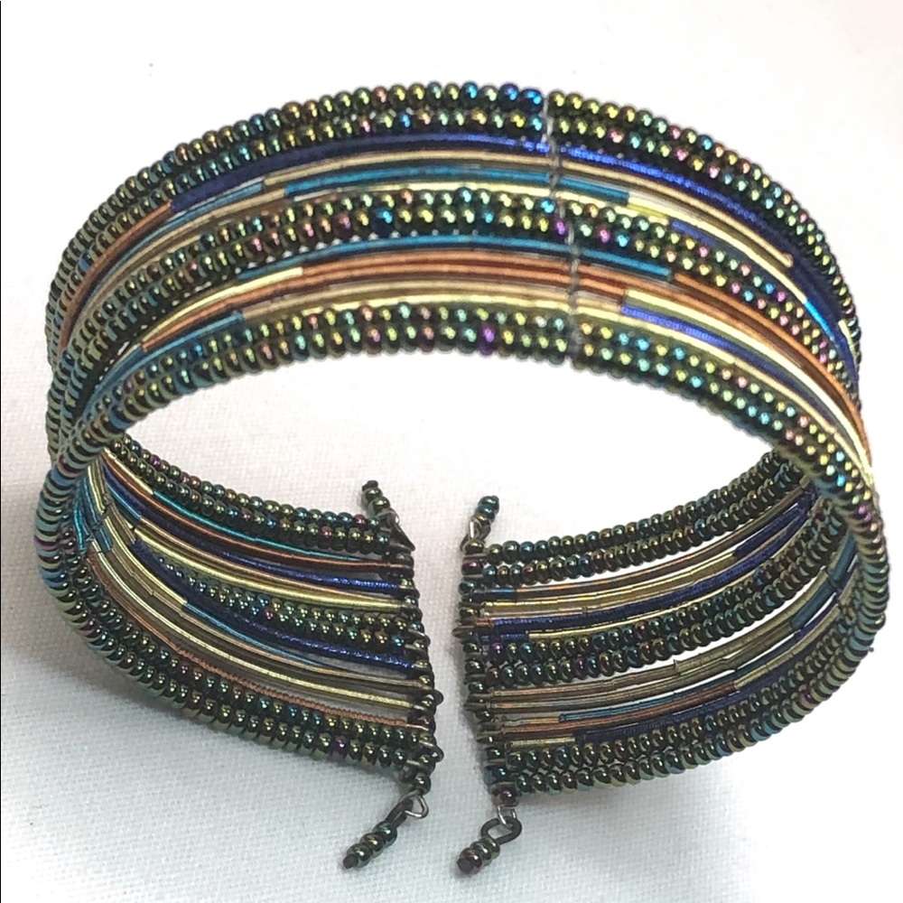 Colorful and Unique Expandable Bracelet